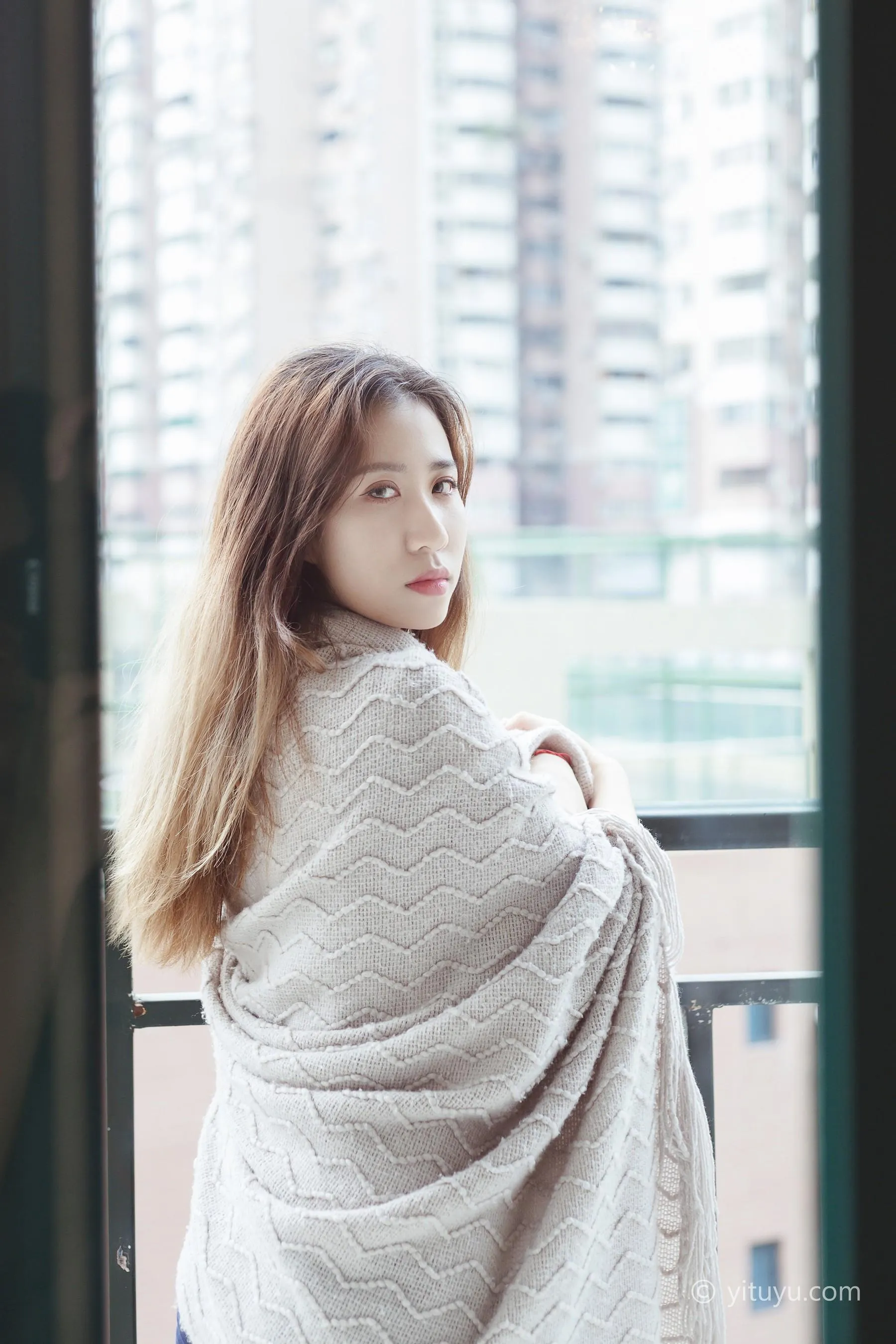 [YITUYU艺图语]2021.07.07 独自醒来 Jenny [36P]插图5